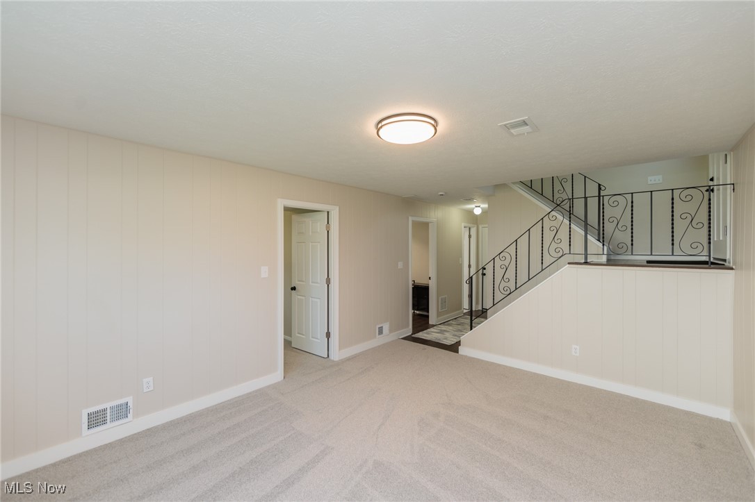 445 Bruce Drive, Brunswick, Ohio image 30