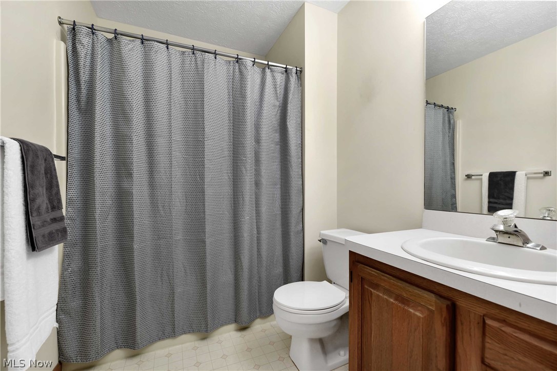 Cinnamon Woods Condo - Residential