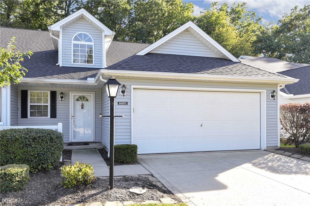 Cinnamon Woods Condo - Residential