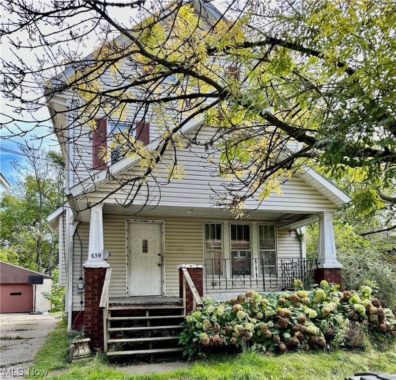 Spacious colonial with lots of charm. Has plenty of potential but need some attention to bring back the beauty.
No wholesalers and no contract assignments. Seller will not make any repairs.
