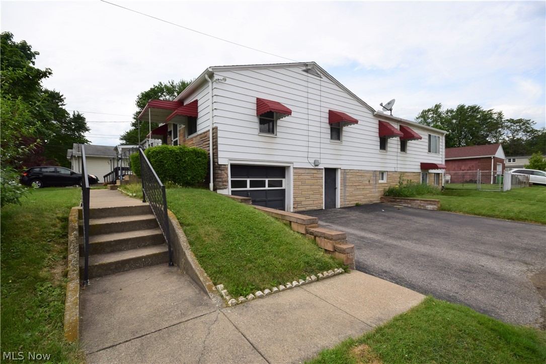 Welcome to 653 E. Huston Street! This four-bedroom, two-bathroom home in Barberton has a new roof (2019) and a brand new furnace (2020). Step inside the front door to find a spacious living room – the perfect spot to relax or entertain. The large kitchen has ample counter and cabinet space; making storage no problem. The kitchen also has double windows over the sink, allowing natural light to shine in. This home has a convenient walk-out basement that leads to the driveway. Laundry hook-up located in basement. Attached garage. Don’t let this home pass you by!
