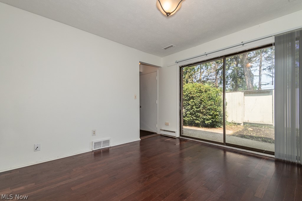 Ridgeglen - Residential