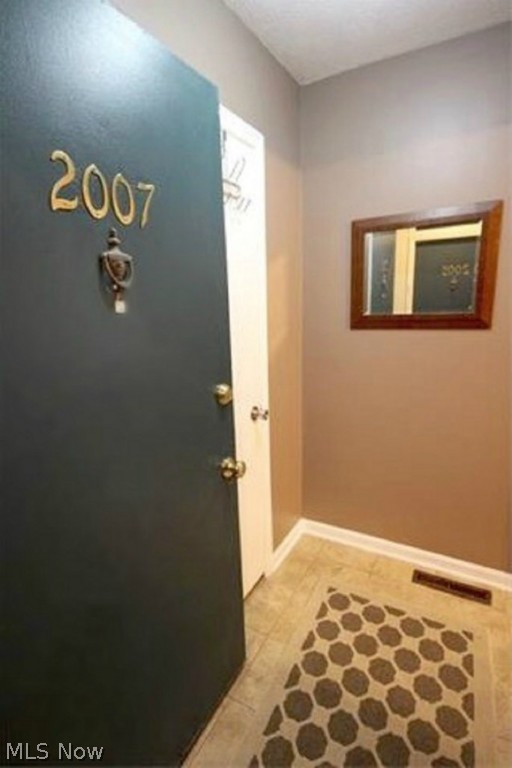 Georgetown/Lyndhurst condos - Residential