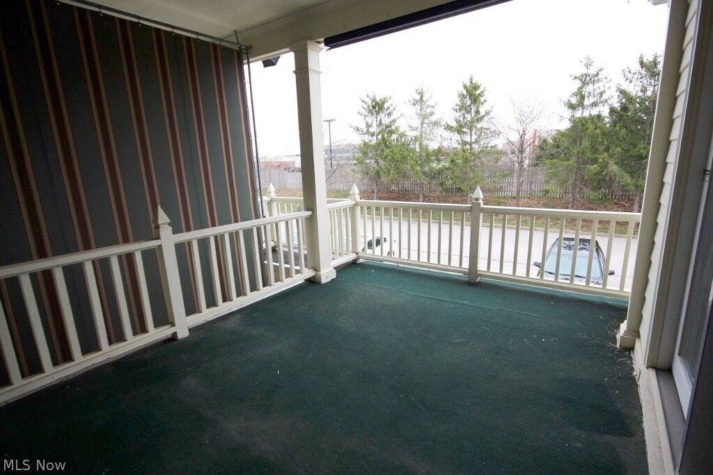 Georgetown/Lyndhurst condos - Residential