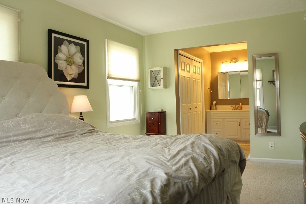 Georgetown/Lyndhurst condos - Residential