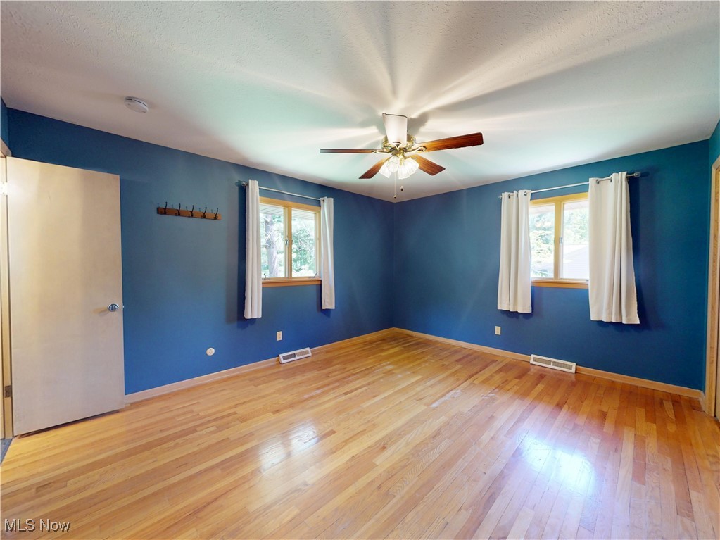 12970 Martin Drive, Parma, Ohio image 21