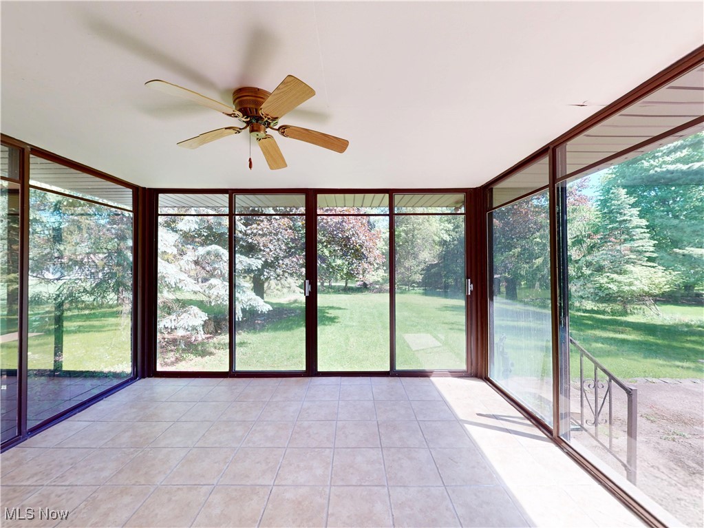 12970 Martin Drive, Parma, Ohio image 16