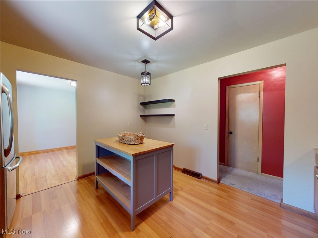 12970 Martin Drive, Parma, Ohio image 13