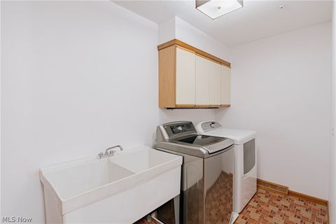Tiny photo for 33475 Miles Road, Moreland Hills, OH 44022 (MLS # 5209421)