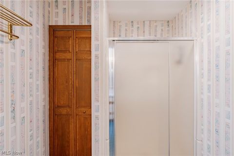 Tiny photo for 33475 Miles Road, Moreland Hills, OH 44022 (MLS # 5209421)