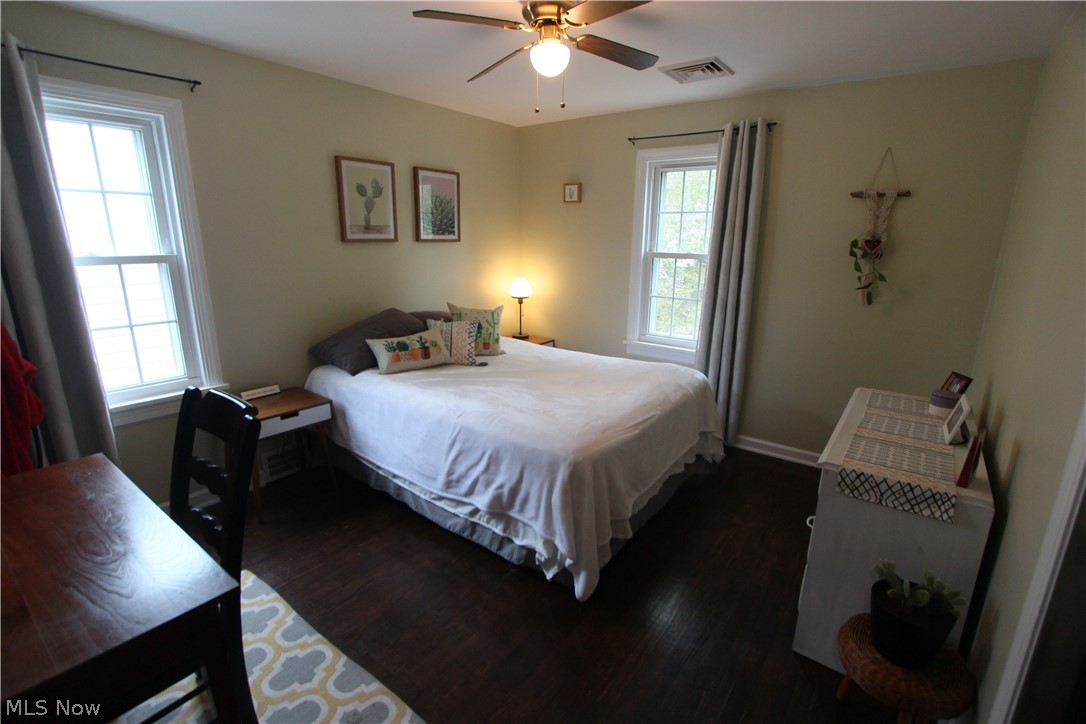 Manor Realty Cos Riverside Mn - Residential