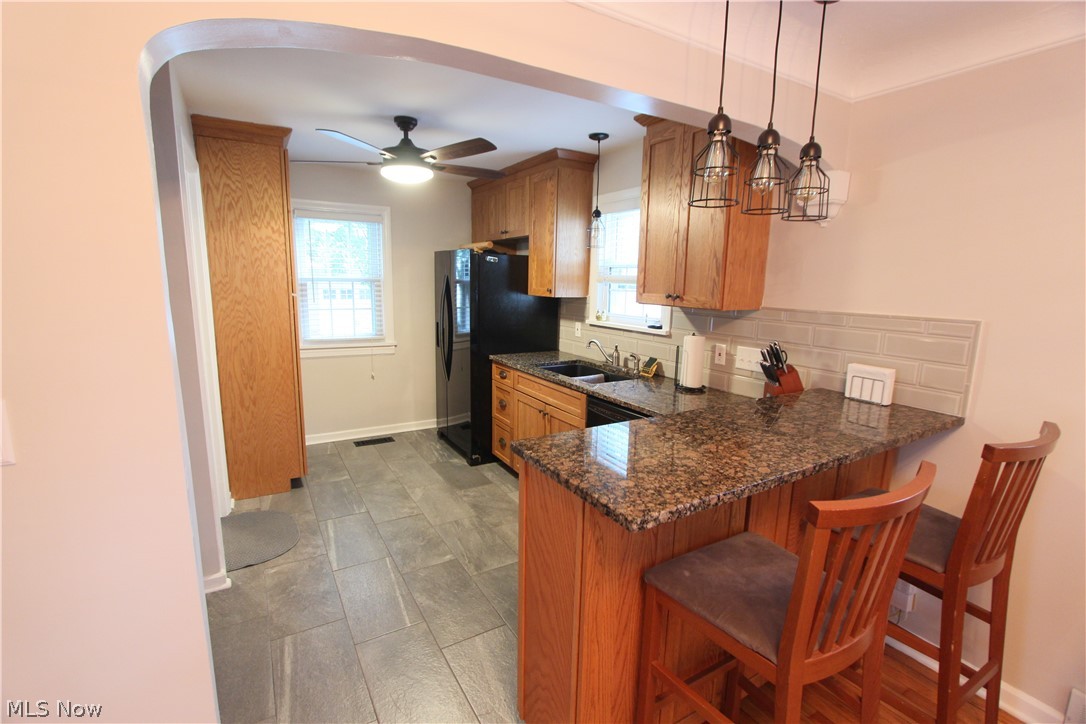 Manor Realty Cos Riverside Mn - Residential