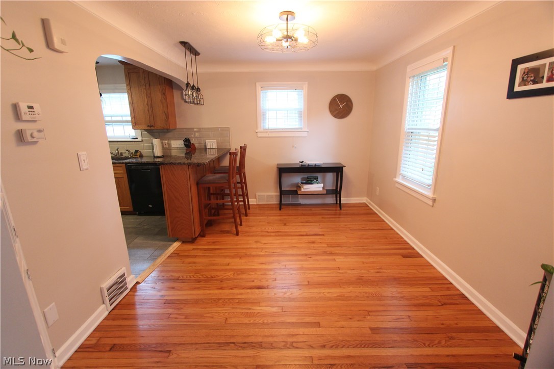 Manor Realty Cos Riverside Mn - Residential