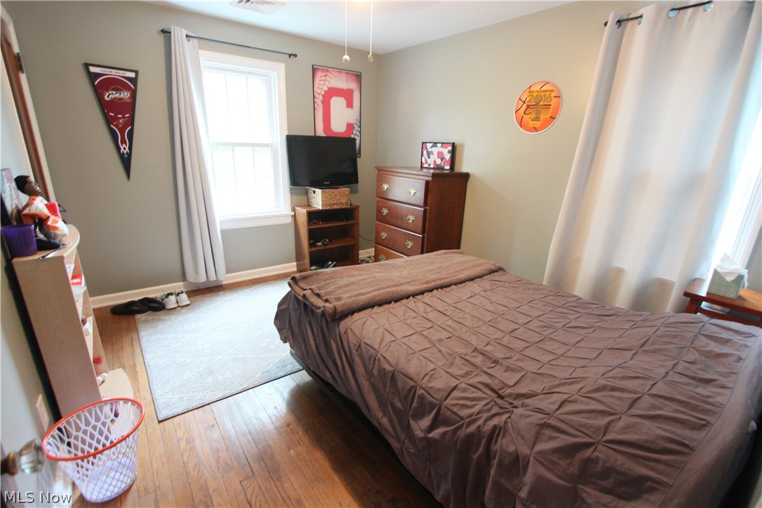 Manor Realty Cos Riverside Mn - Residential