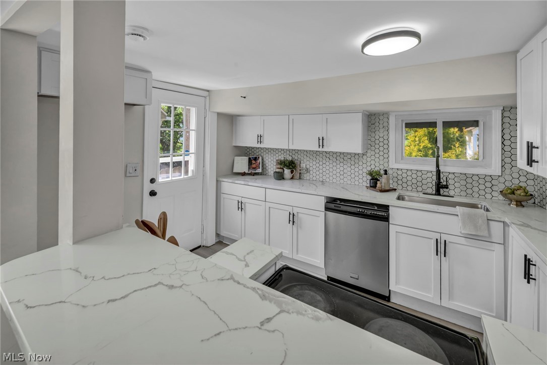Elmwood Beach - Residential
