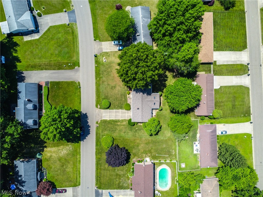Amherst Knolls - Residential