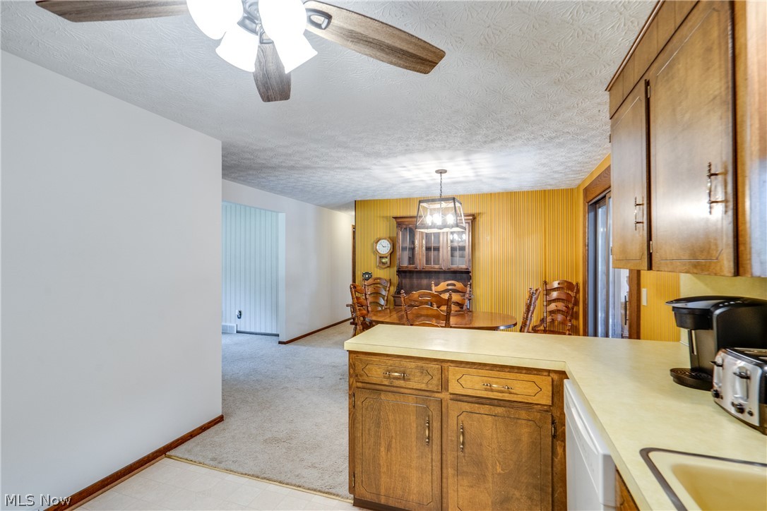 Amherst Knolls - Residential