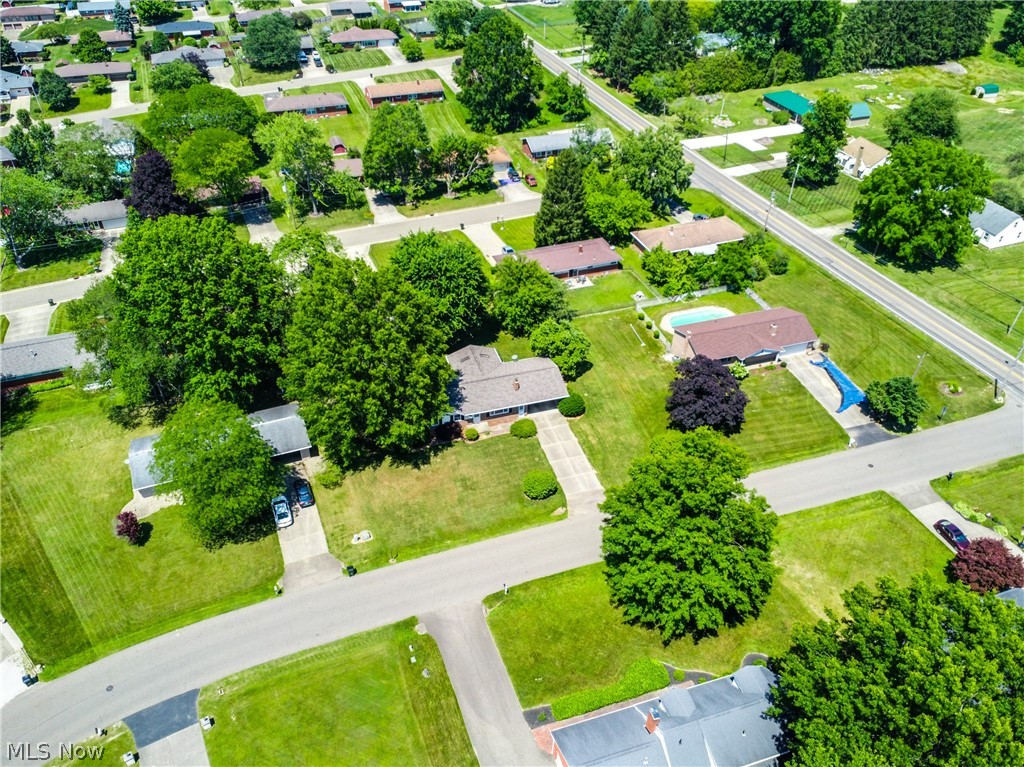 Amherst Knolls - Residential