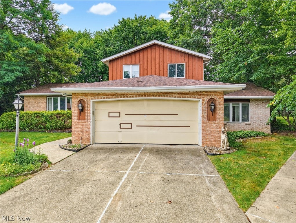 9841 Cedarwood Drive