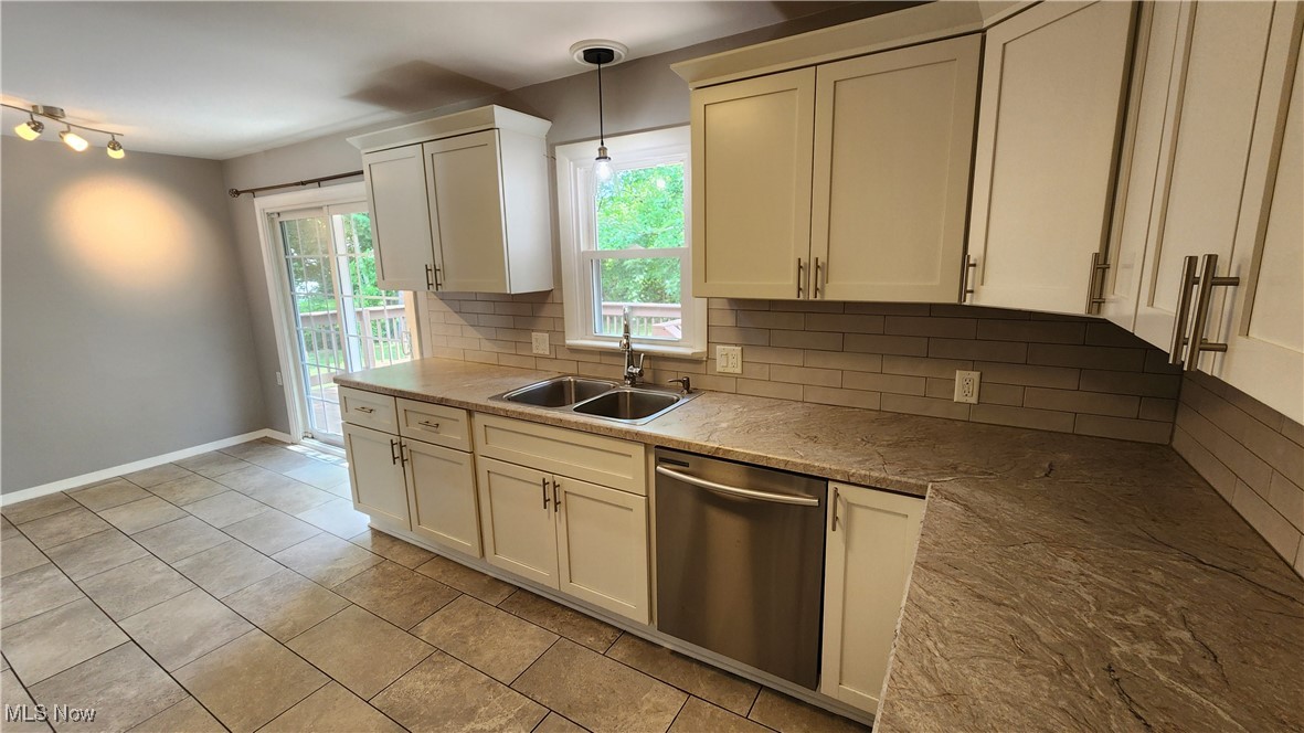 Maplewood Park - Residential Lease