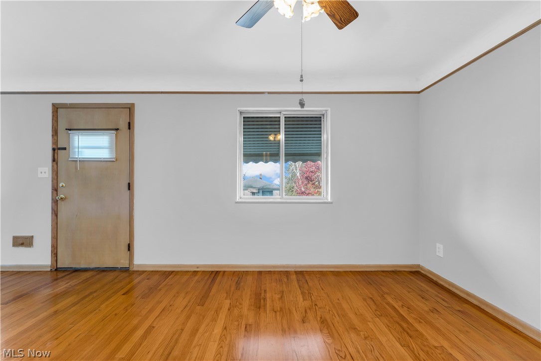 Seltzer Round Garfield Pkwy - Residential Lease