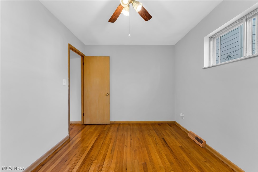 Seltzer Round Garfield Pkwy - Residential Lease