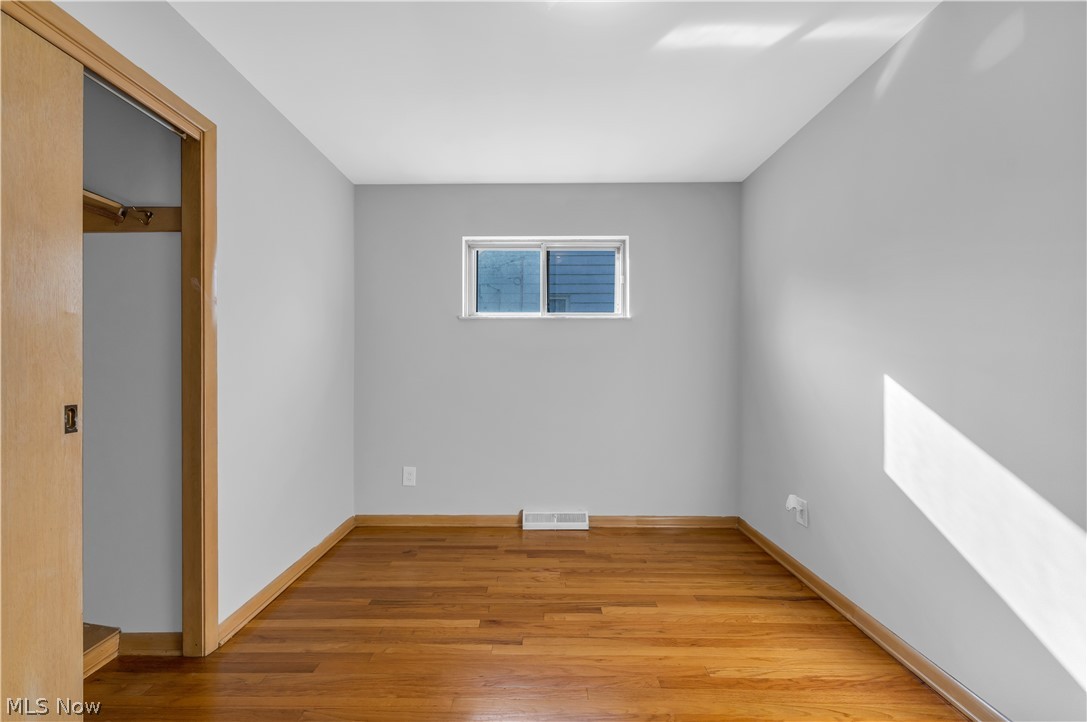 Seltzer Round Garfield Pkwy - Residential Lease