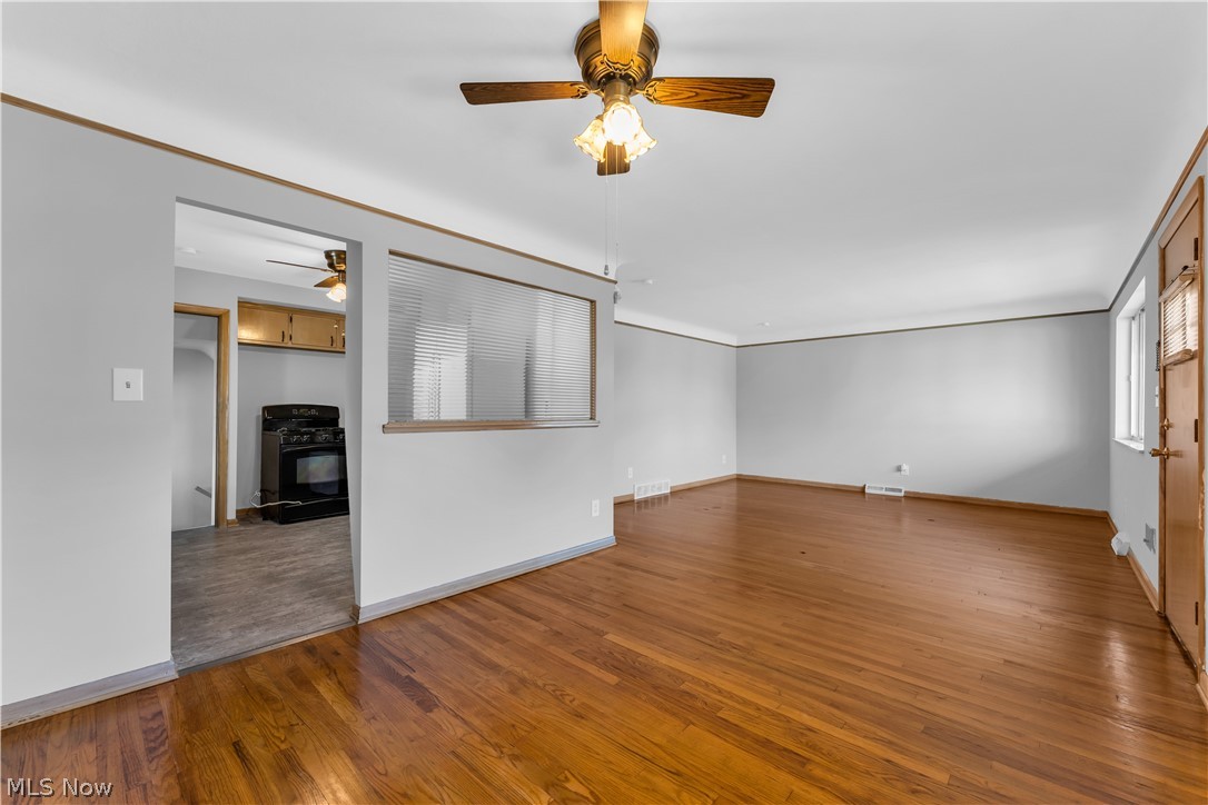 Seltzer Round Garfield Pkwy - Residential Lease