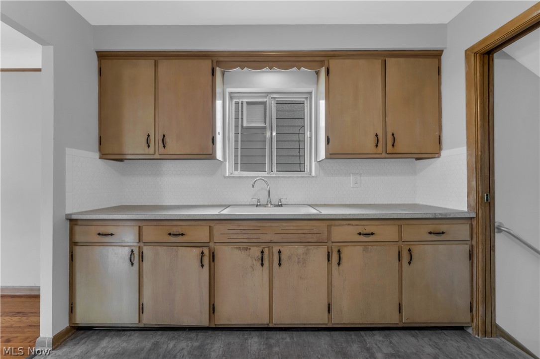 Seltzer Round Garfield Pkwy - Residential Lease