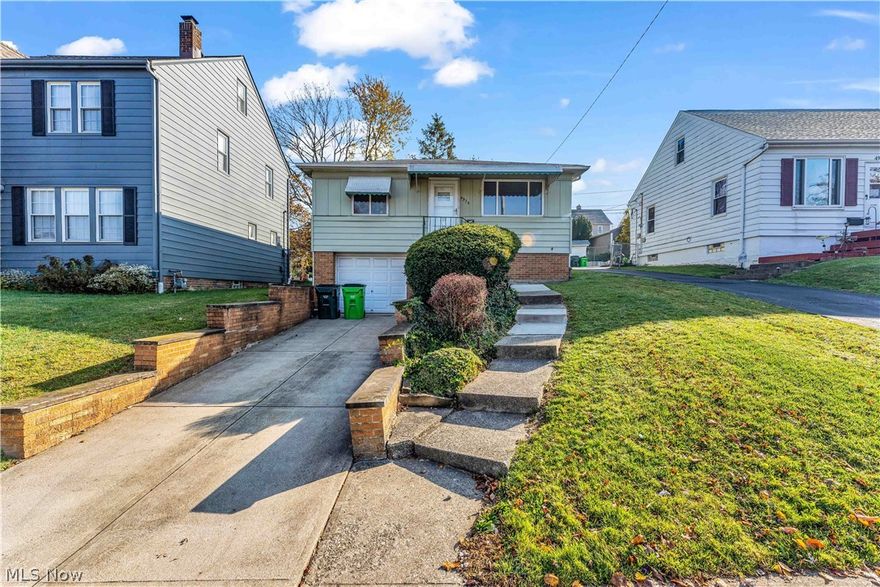 4975 E 88th St, Garfield Hts - Great 3 Bed 1 Bath Ranch Home! //

$995 rent / $995 deposit //
$49 application fee per adult //
NO SMOKING //
1 time $129 non-refundable set up fee paid at lease signing //

$30/month required resident benefit package; can include personal property/liability insurance for an additional $5/month for $35/month total. //
 
All applicants are required to fill out a PetScreening application, found on our website directly on the application before being processed. Even if you have NO pets - this application must be filled out. One time, non-refundable pet fee of $200-300 per animal applies to all pets & must be paid prior to or when you pay your first month rent. (No fee for qualified assistance animals). //
 
Our application is processed through secure site: Findigs, and they require ID and income verification. Without this, your application will not be processed. They offer 24/7 chat support on their application directly for questions. //

This s