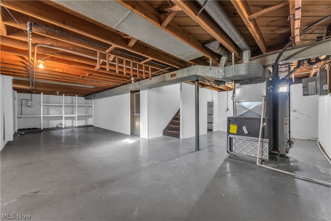 Seltzer Round Garfield Pkwy - Residential Lease