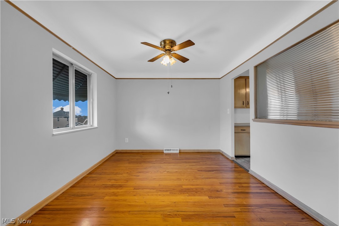 Seltzer Round Garfield Pkwy - Residential Lease