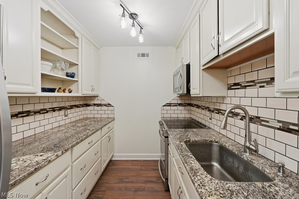 Hudson-West Condo - Residential