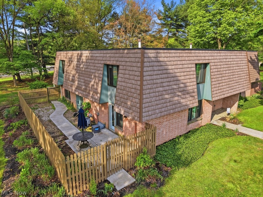 Hudson-West Condo - Residential