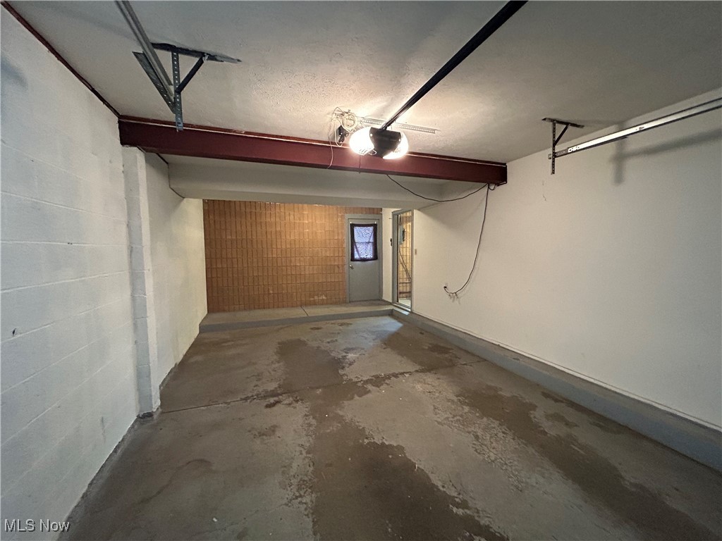 Stow Little Farms - Residential Lease