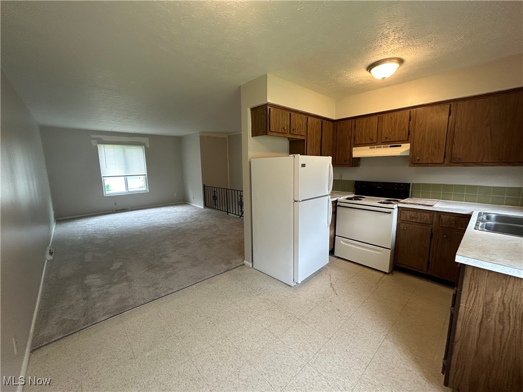 Stow Little Farms - Residential Lease