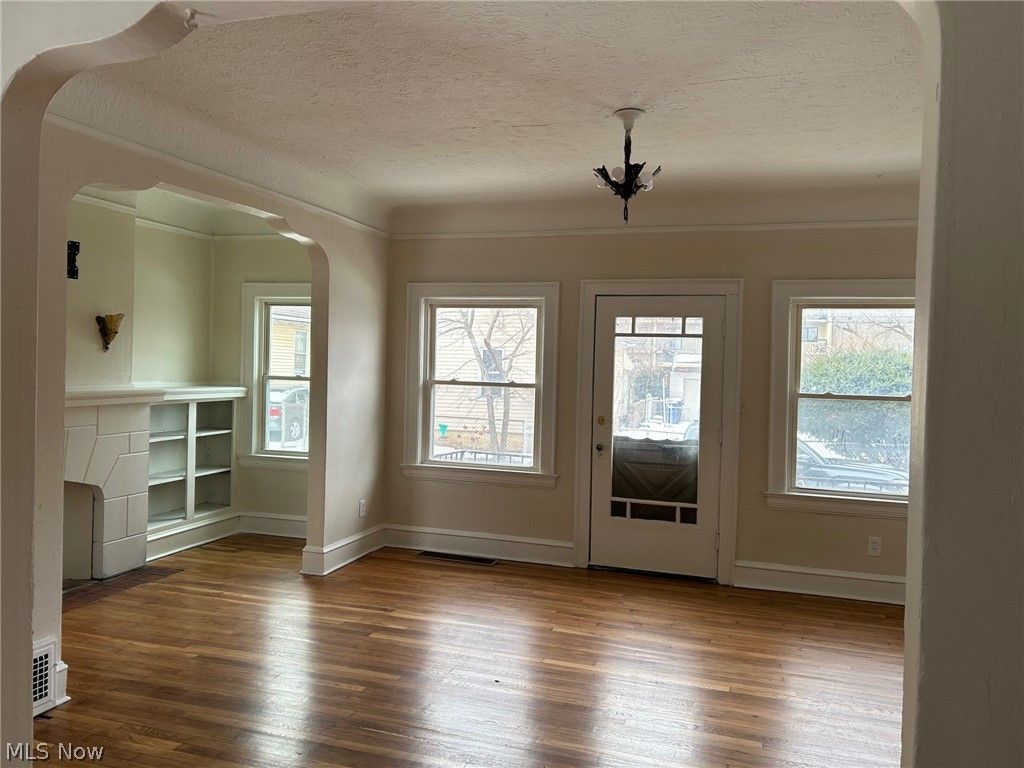 Photo of 1311 W 69th Street #1, Cleveland, OH 44102 (MLS # 5208540)