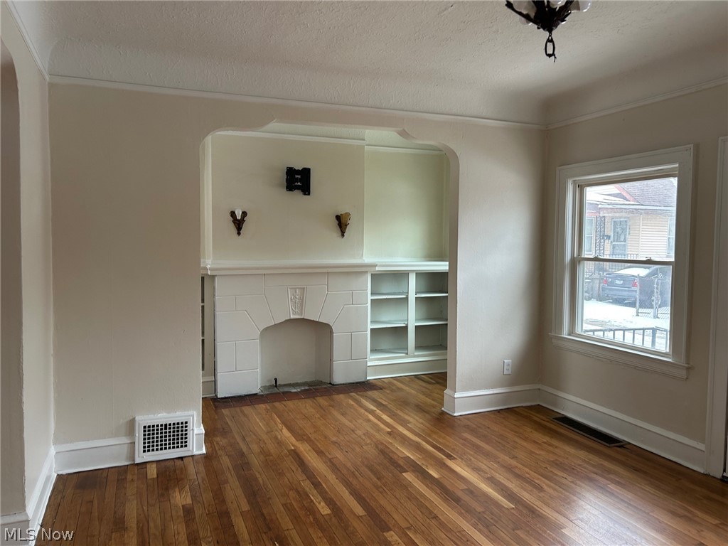1311 W 69th Street 1