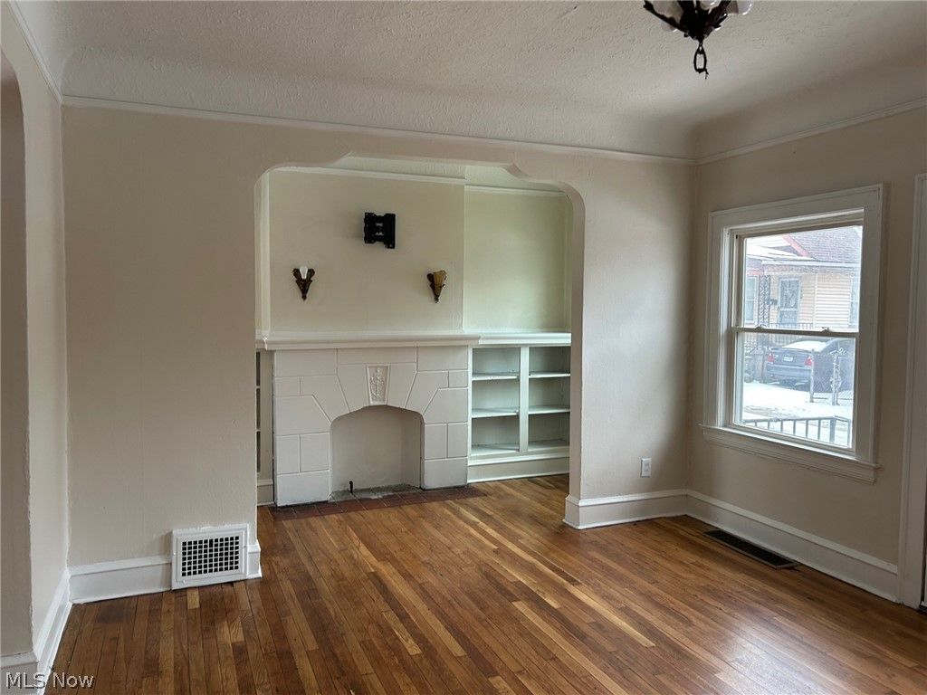 Photo of 1311 W 69th Street #1, Cleveland, OH 44102 (MLS # 5208540)