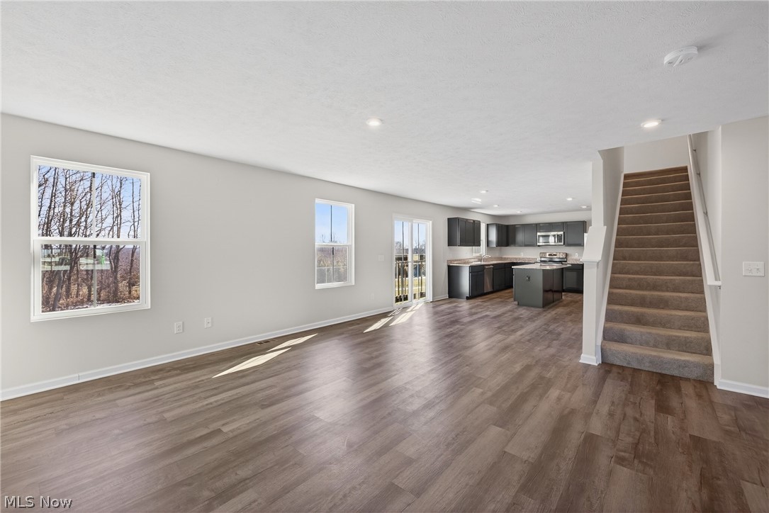 East New Haven Ph Four - Residential