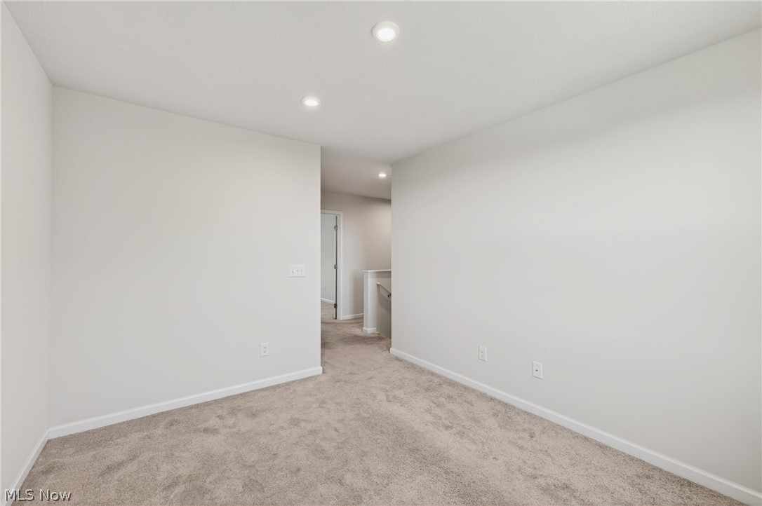 East New Haven Ph Four - Residential