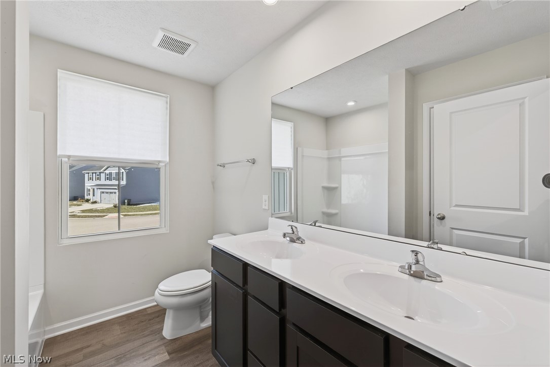 East New Haven Ph Four - Residential