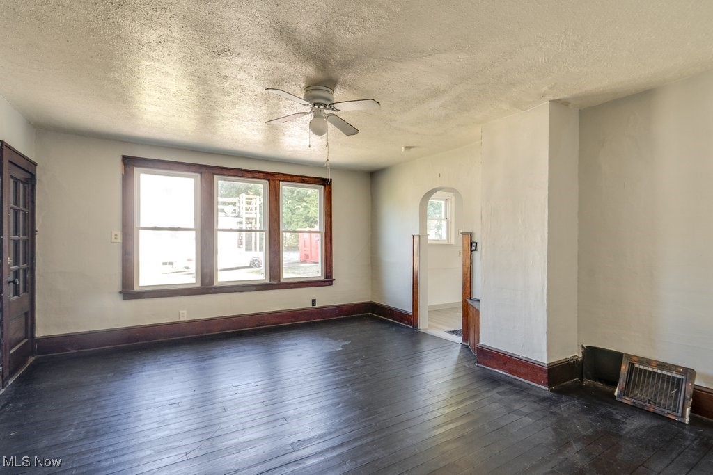 Voris & Teinbachers Add - Residential Lease