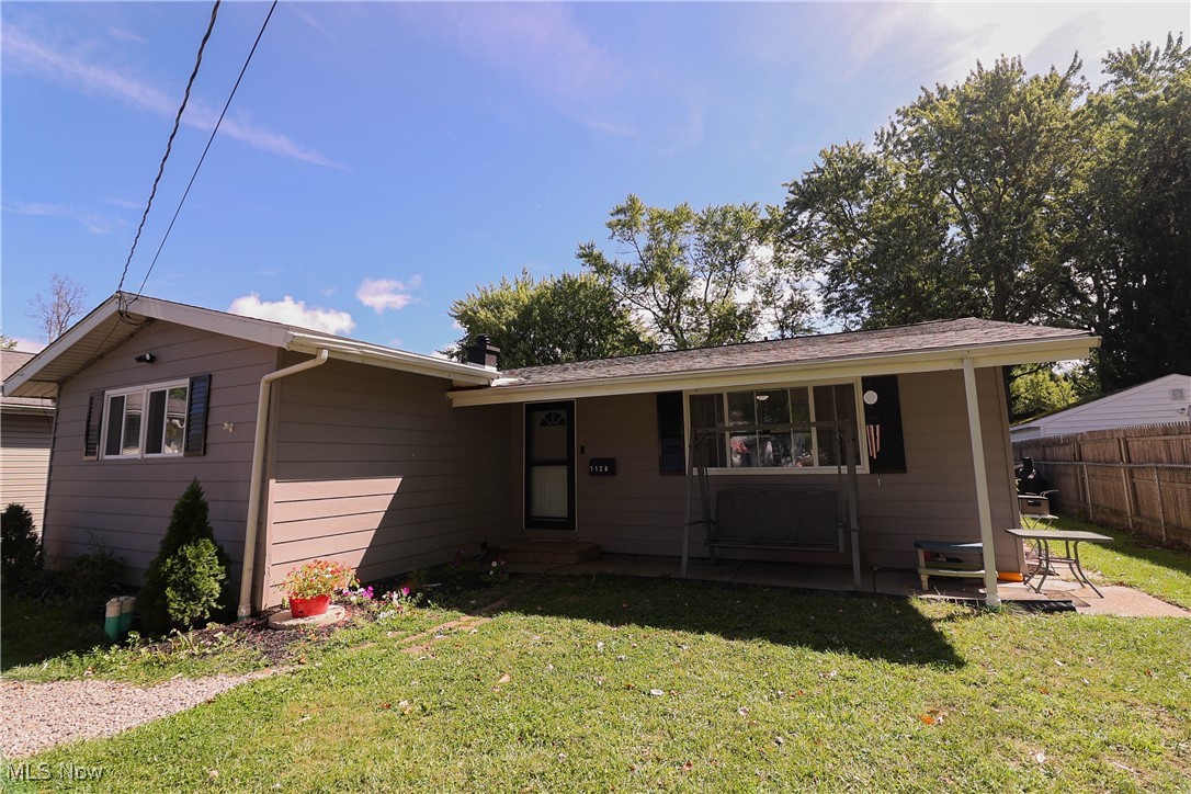 Welcome to 1128 Myrtle Ave! Enjoy one story living in this quaint 3 Bedroom home with a large Living Room and cozy eat-in Kitchen. This home also features a large unfinished basement ready for you to make your dream space. Updates to the home include: Newer roof, windows, A/C, Furnace, and hot water tank. You do not want to miss this one!