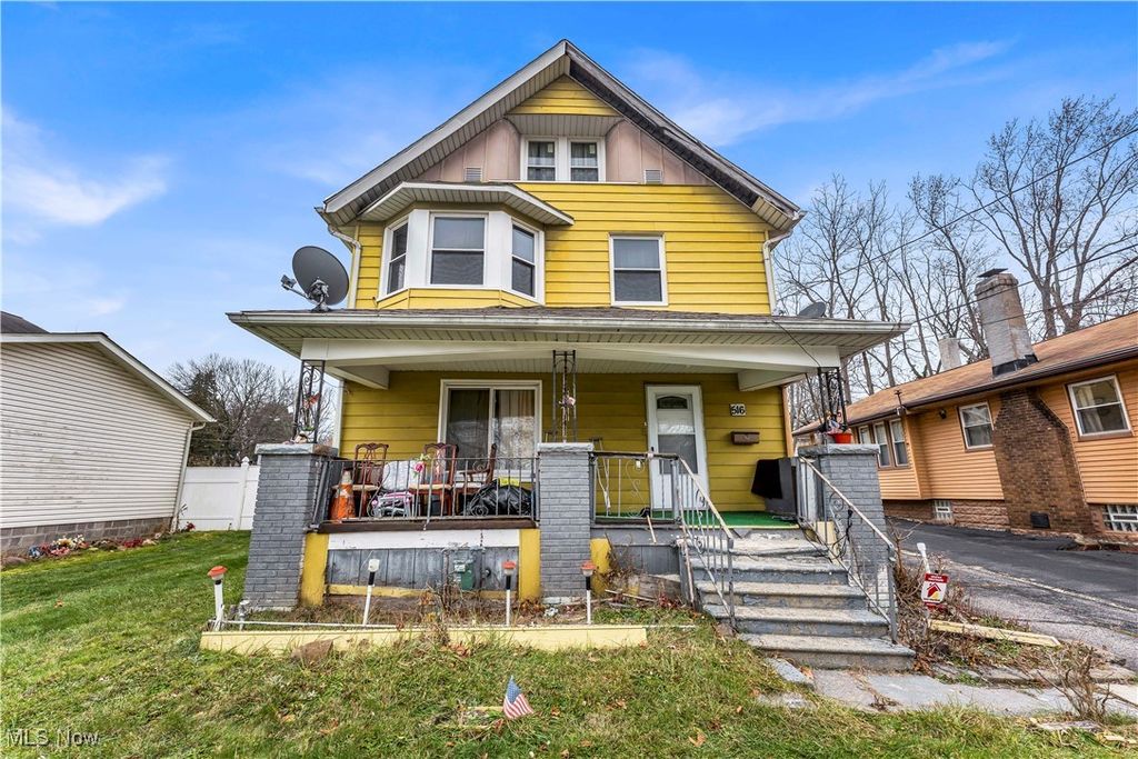 Photo of 516 Whitney Avenue, Akron, OH 44306 (MLS # 5178376)