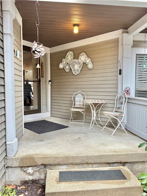 45 Forest Cove Drive 24