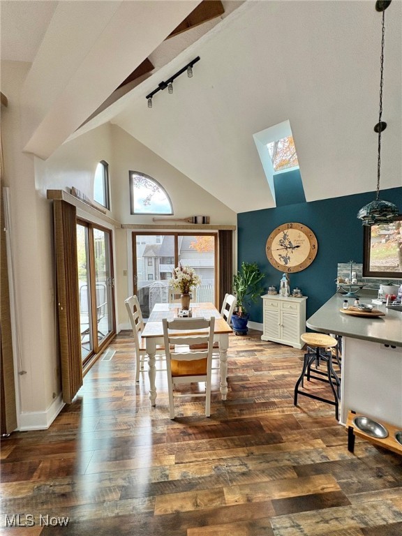 Forest Cove East Condo - Residential