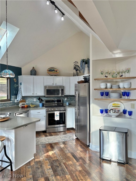 Forest Cove East Condo - Residential