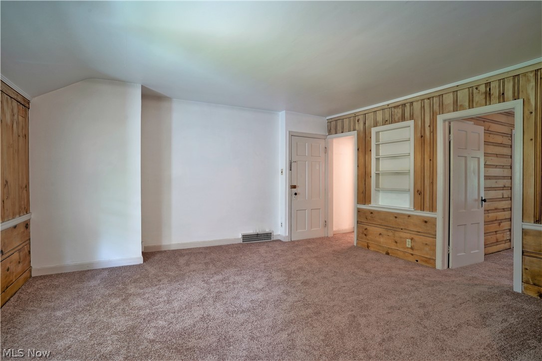 Village/Silver Lake - Residential Income