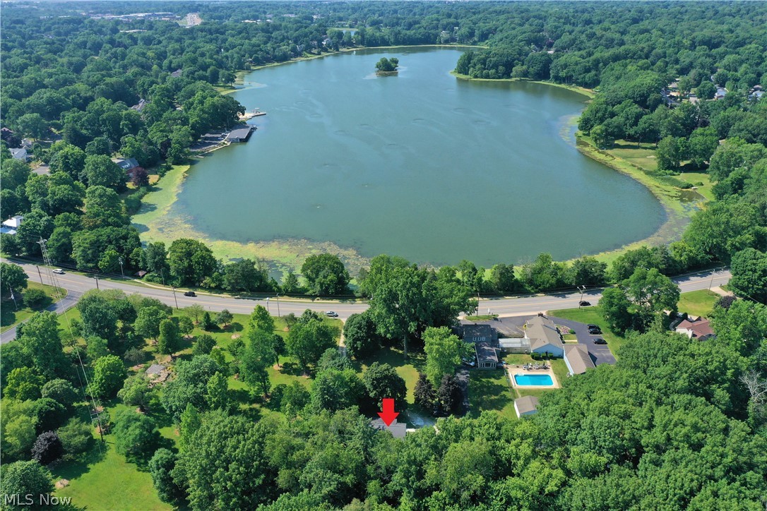 Village/Silver Lake - Residential Income